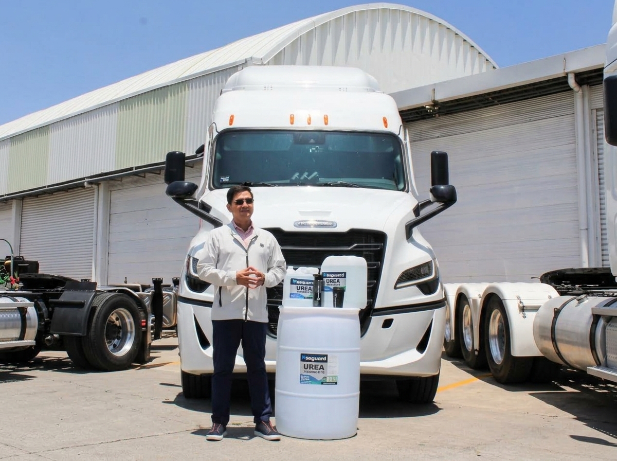 Noxguard - Noxguard y CANACAR Reúnen Líderes del Transporte en la Cumbre de Urea